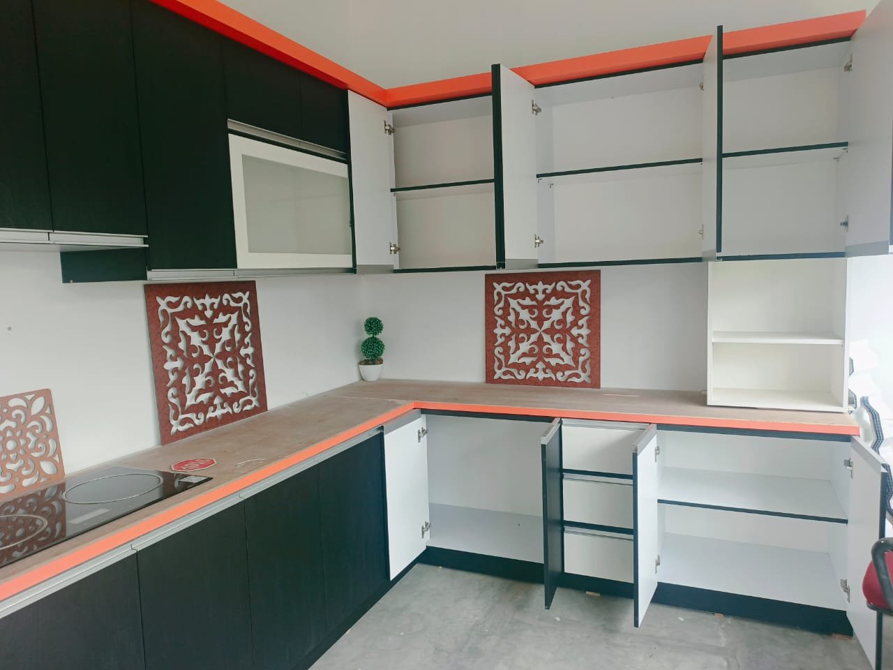 KITCHEN SET